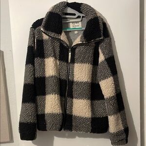 Plaid Sherpa Jacket in Black and Gray